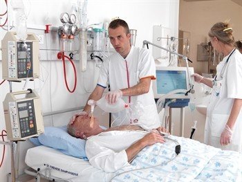 "AMBU SPUR II RESUSCITATOR" Ambu maišas suaugusiems, 1 vnt. - Image 2